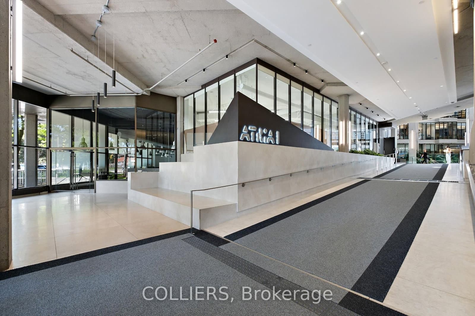 2255 Sheppard Avenue E, Unit 400 thumbnail 3