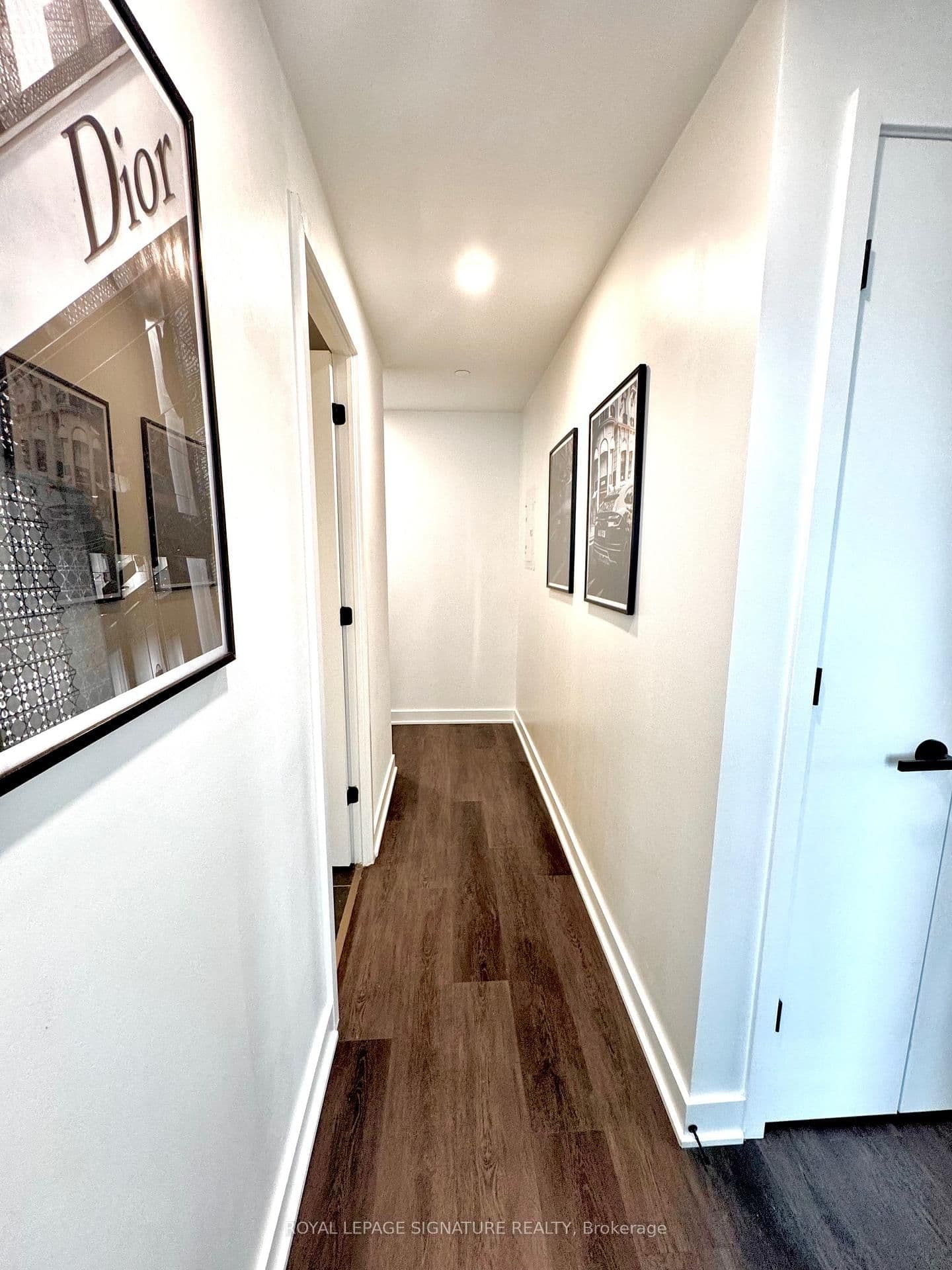 55 Charles Street E, Unit 1510 thumbnail 5
