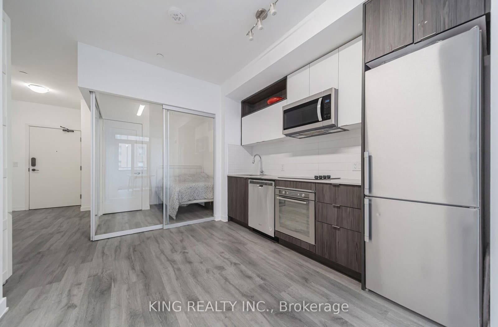 121 Lower Sherbourne Street S, Unit 233 thumbnail 31