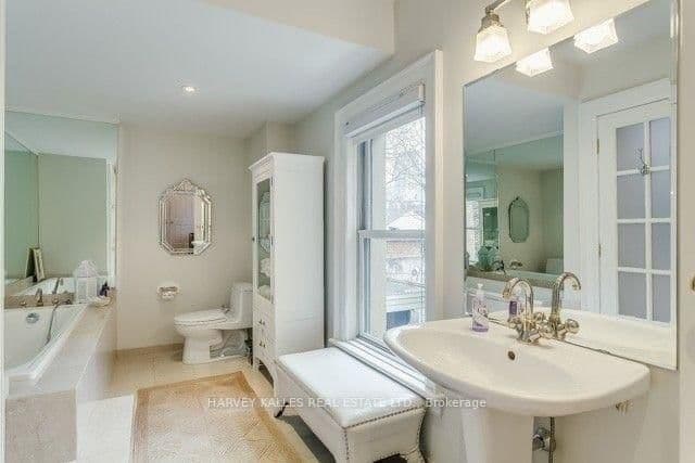 99 Hazelton Avenue thumbnail 15
