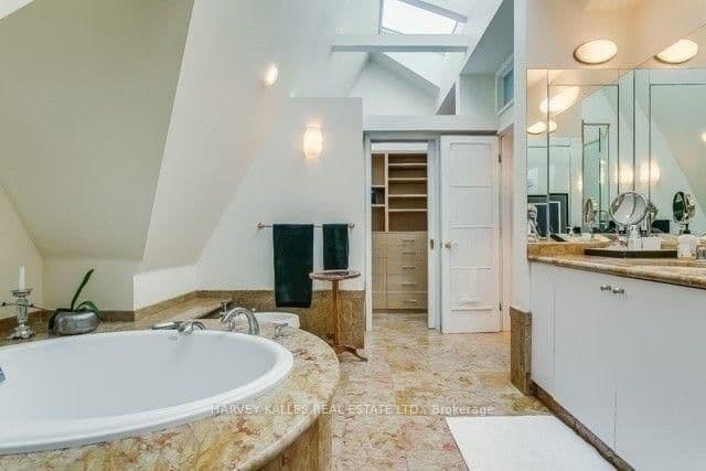 99 Hazelton Avenue thumbnail 17