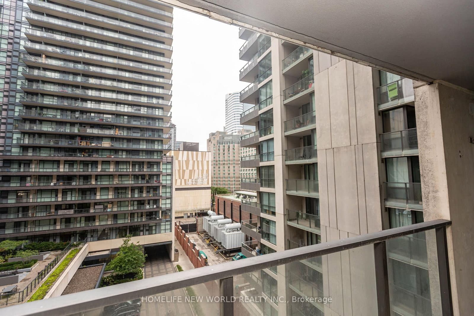 111 Elizabeth Street, Unit 951 thumbnail 11