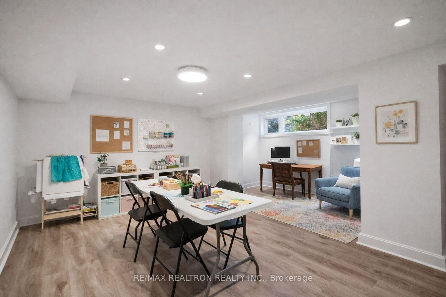 240 Maxwell Street thumbnail 32