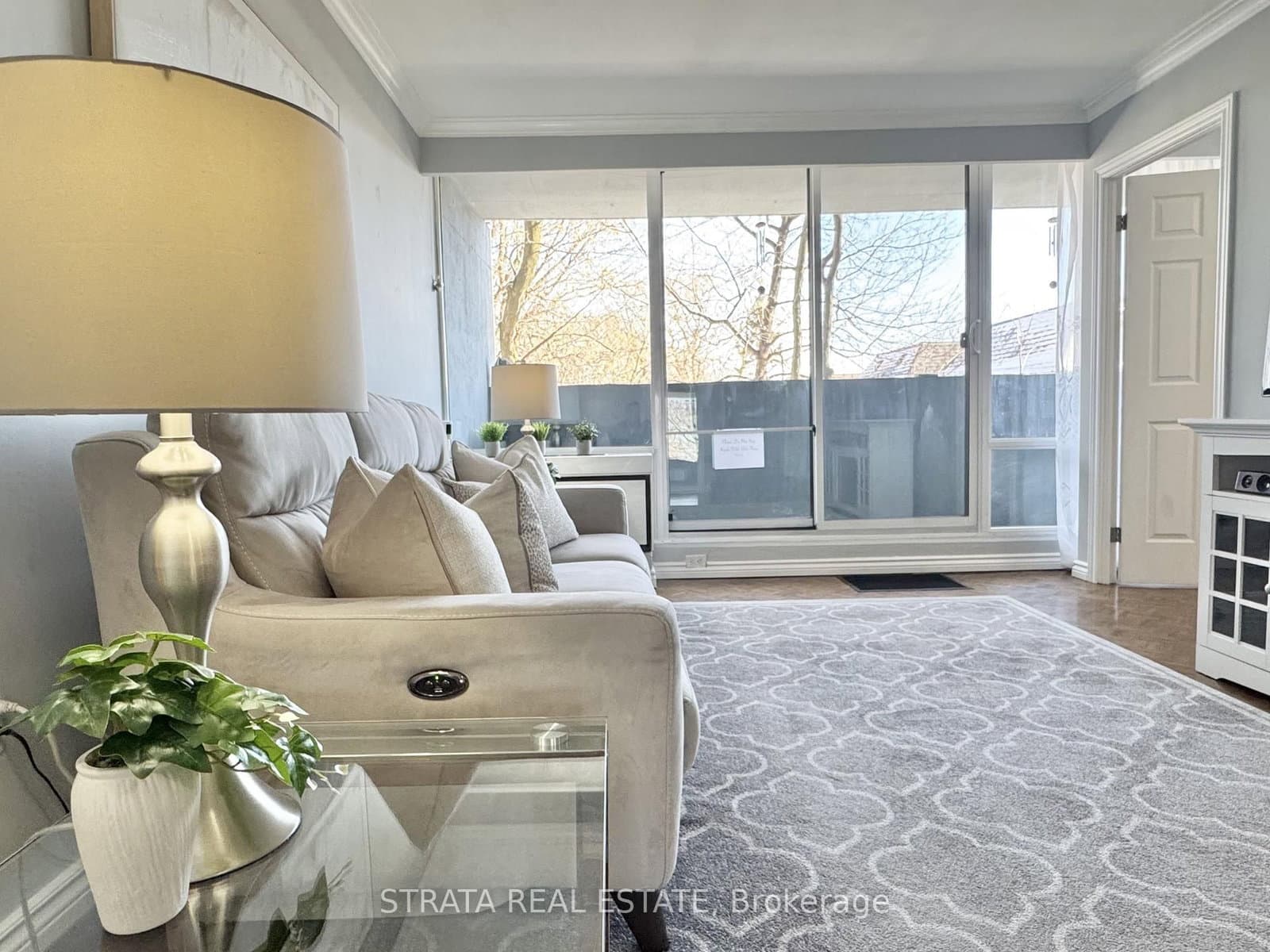 3555 Bathurst Street, Unit 203 thumbnail 4