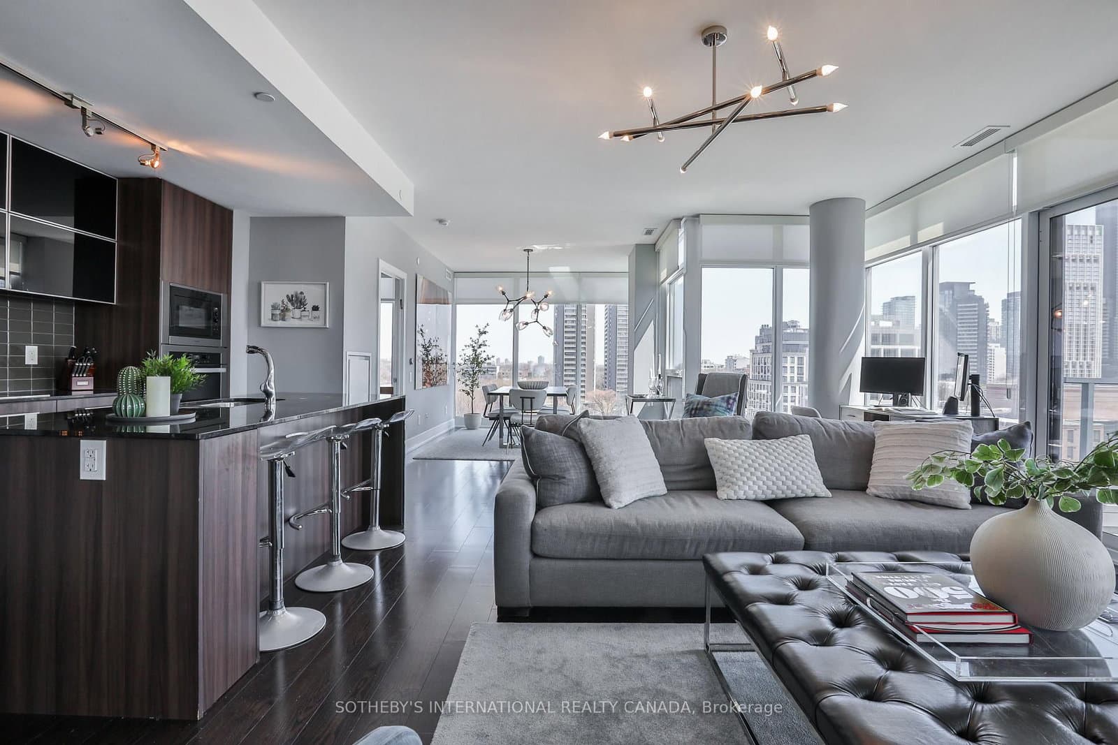 170 Avenue Road, Unit 811 thumbnail 10