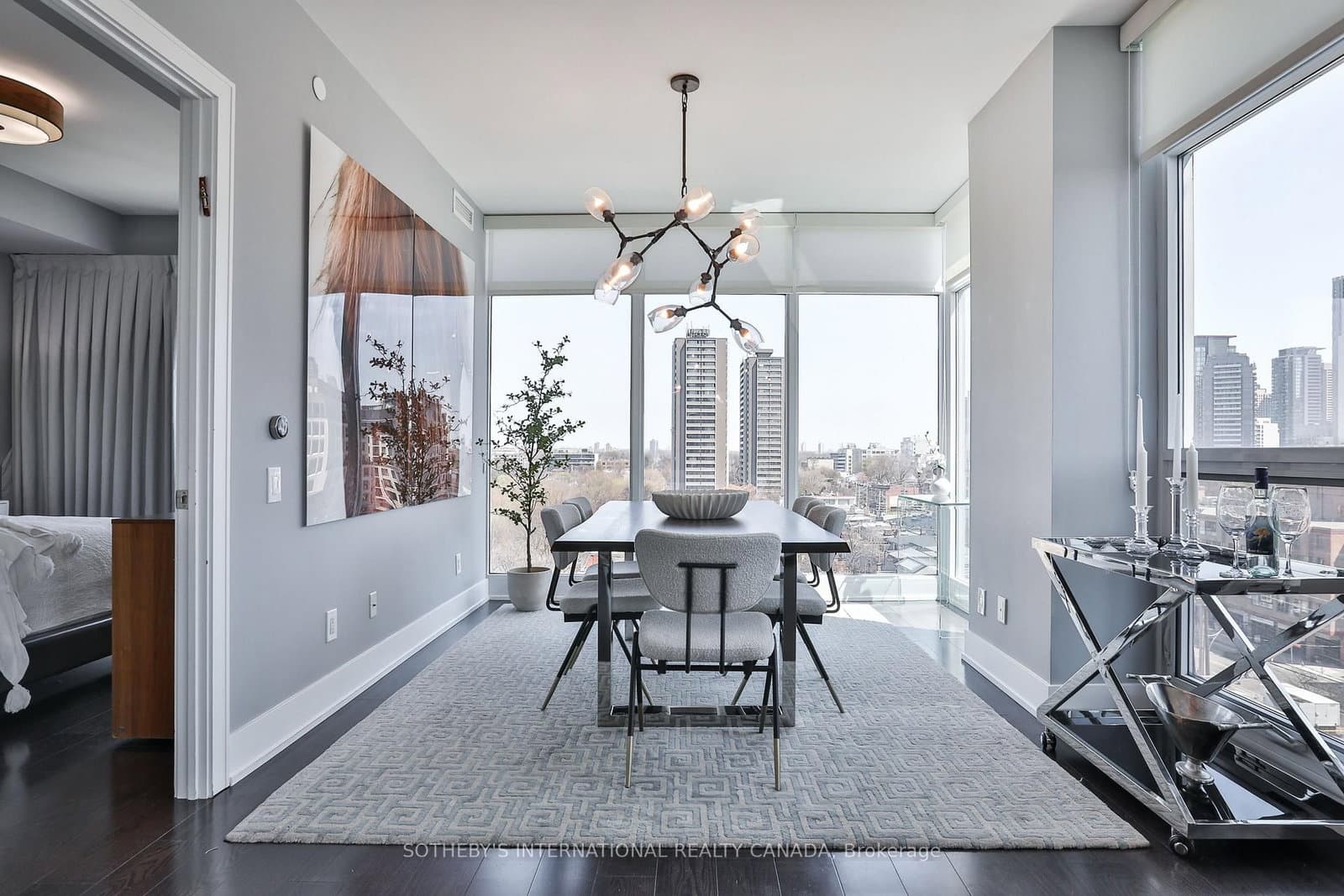 170 Avenue Road, Unit 811 thumbnail 12