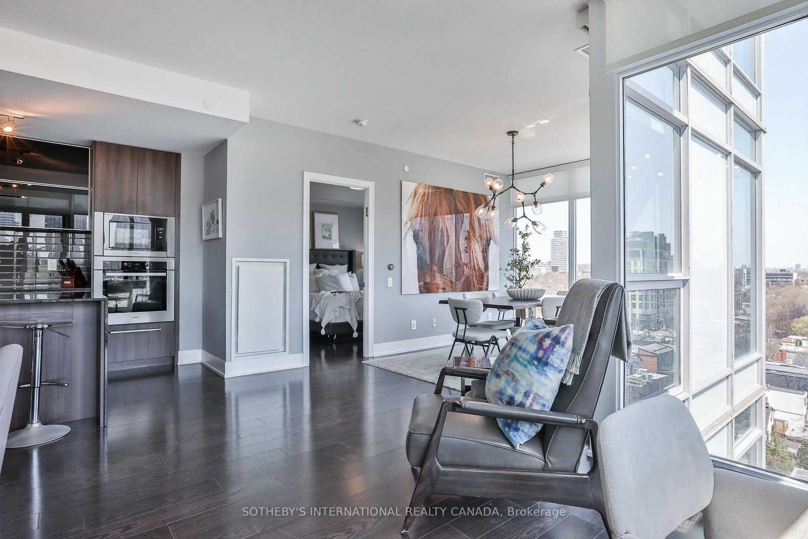 170 Avenue Road, Unit 811 thumbnail 23