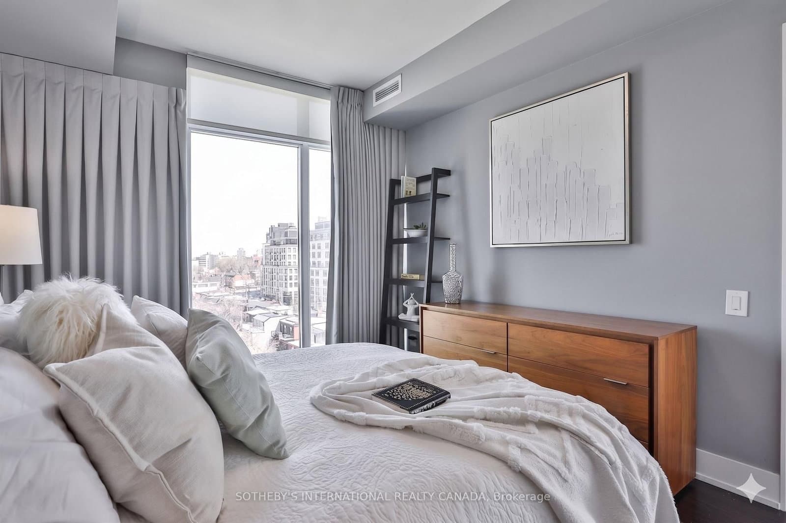 170 Avenue Road, Unit 811 thumbnail 24