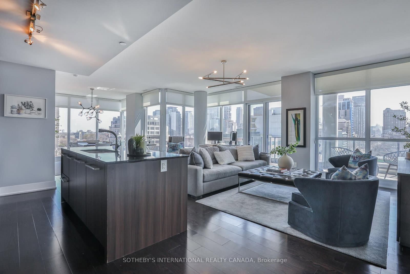 170 Avenue Road, Unit 811 thumbnail 6