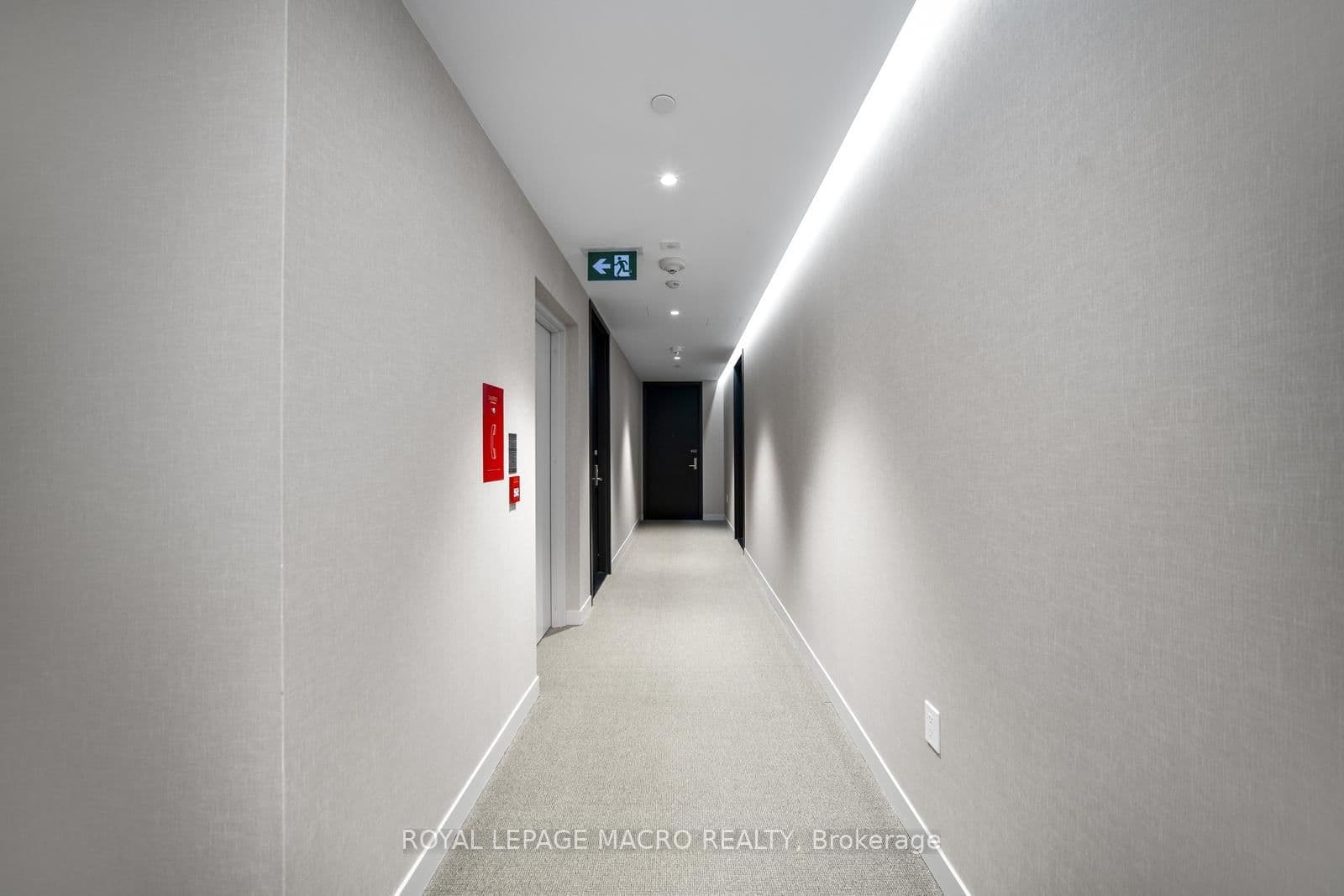 346 Davenport Road, Unit 403 thumbnail 10