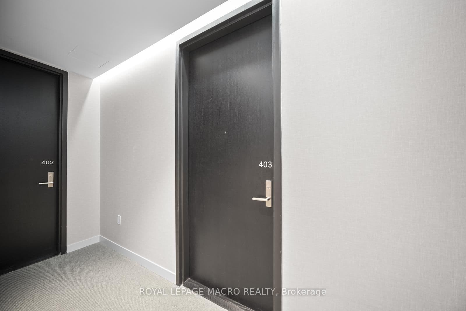 346 Davenport Road, Unit 403 thumbnail 11