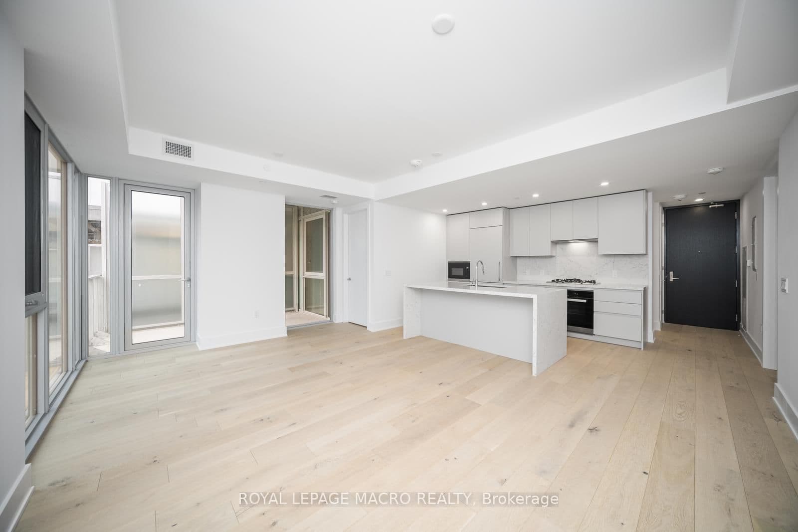346 Davenport Road, Unit 403 thumbnail 21