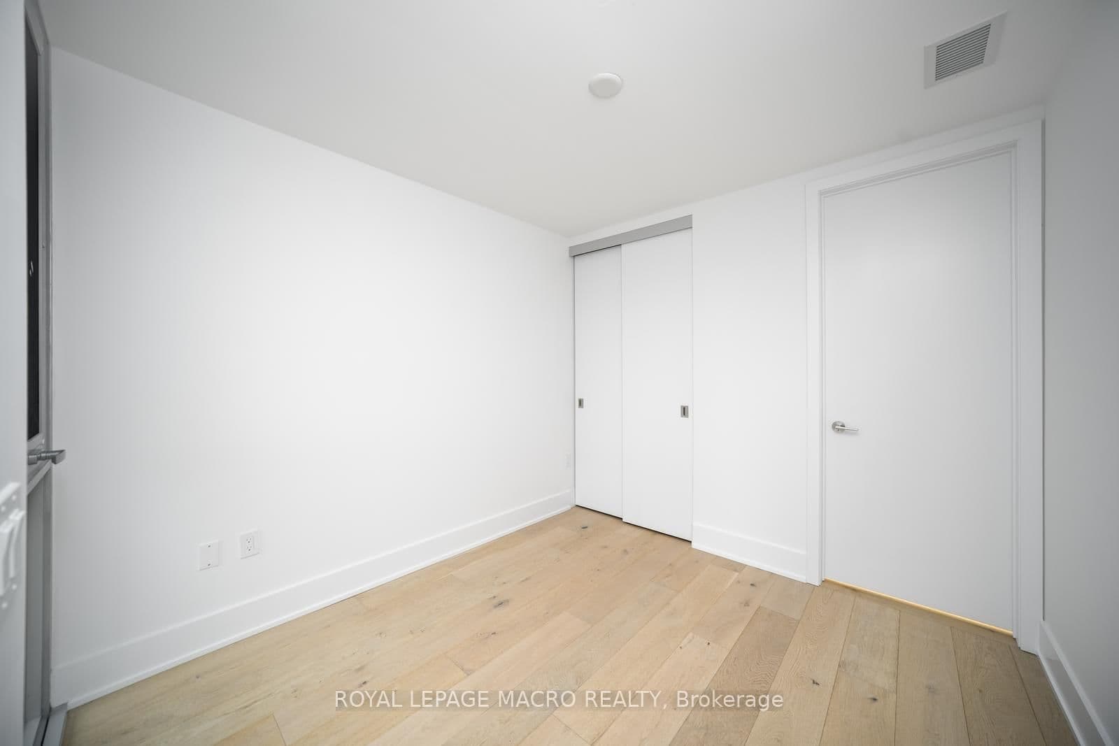 346 Davenport Road, Unit 403 thumbnail 28