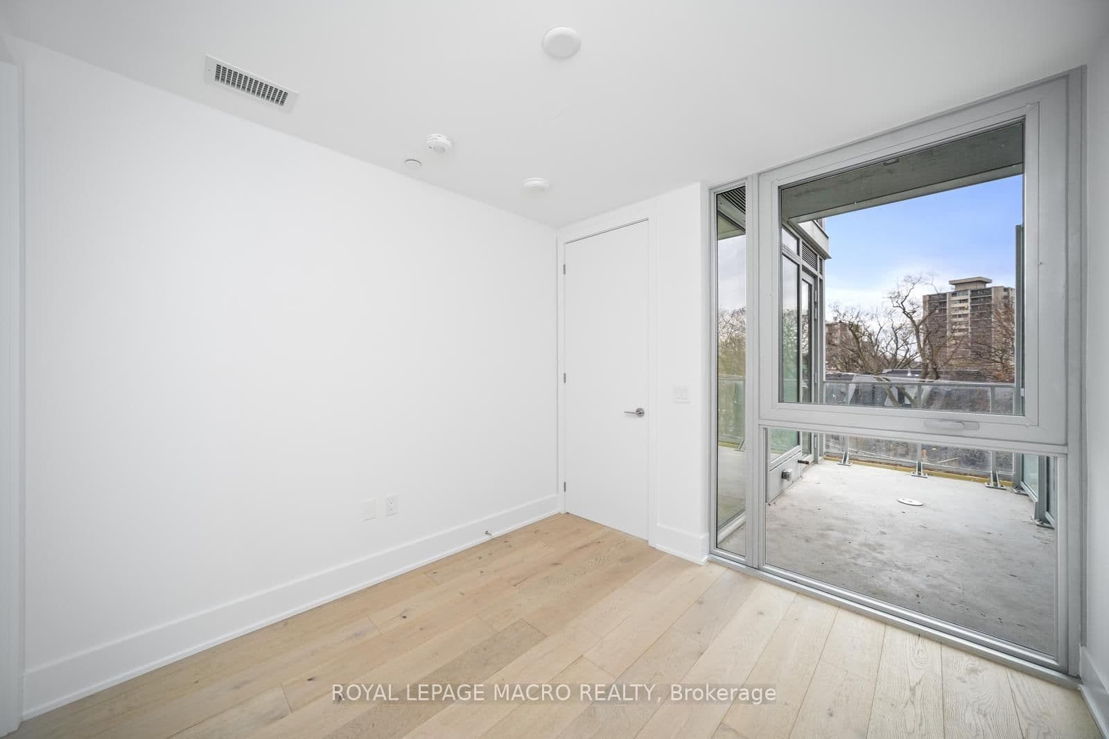 346 Davenport Road, Unit 403 thumbnail 29