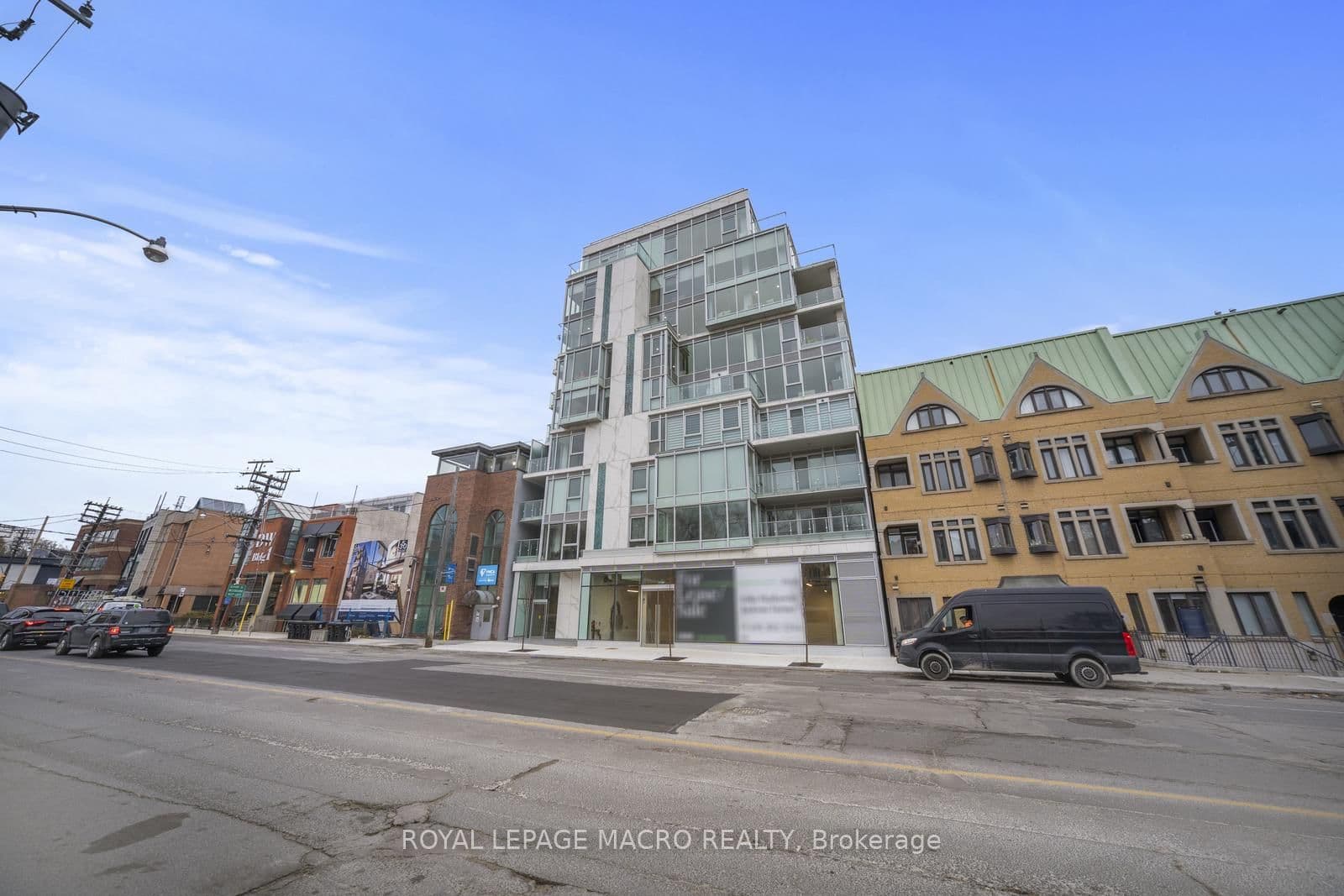 346 Davenport Road, Unit 403 thumbnail 7