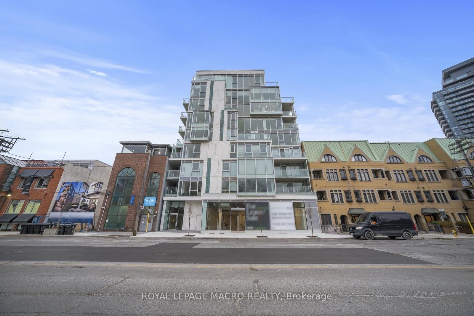 346 Davenport Road, Unit 403 thumbnail 8