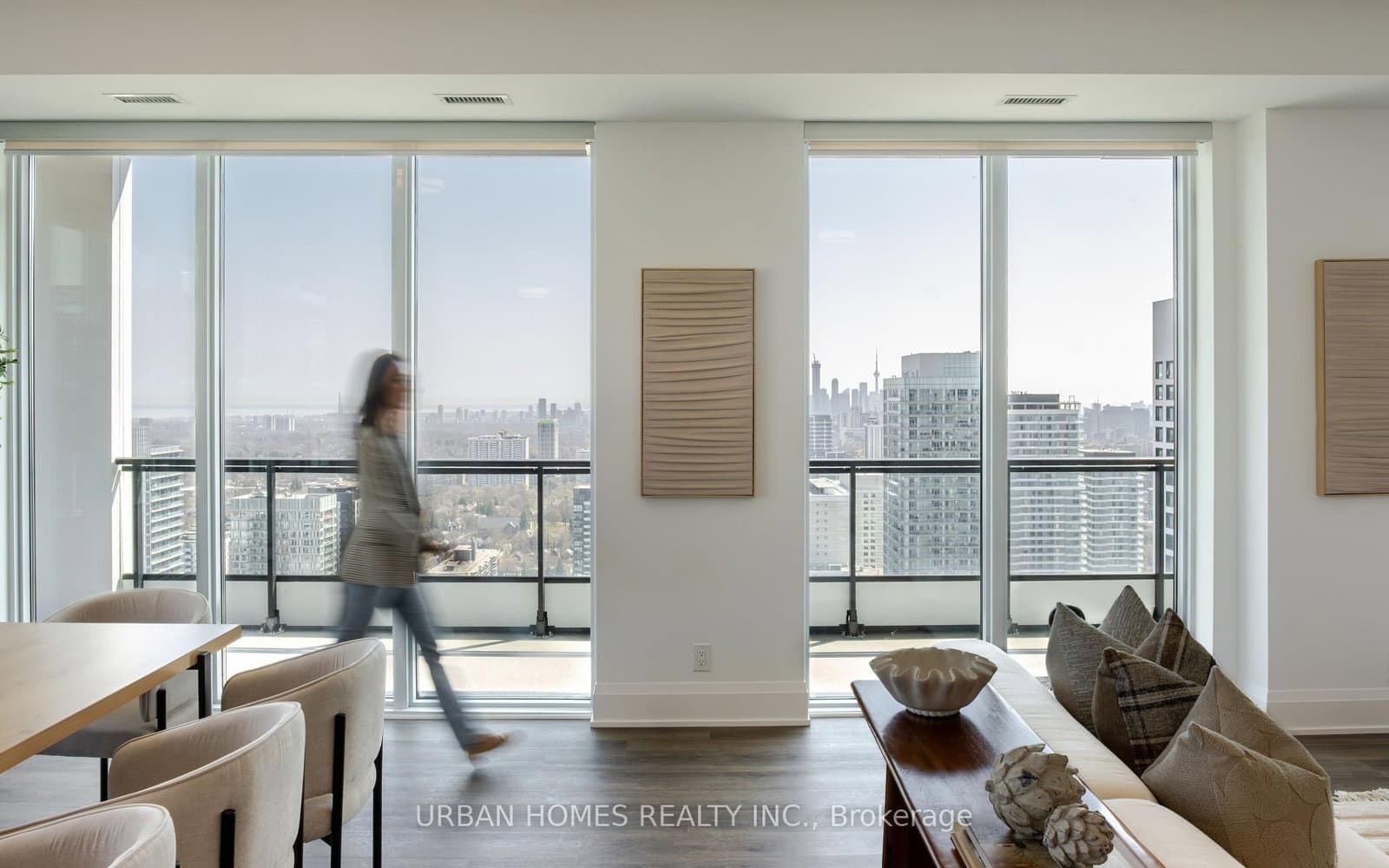 65 Broadway Avenue, Unit 3602 thumbnail 3