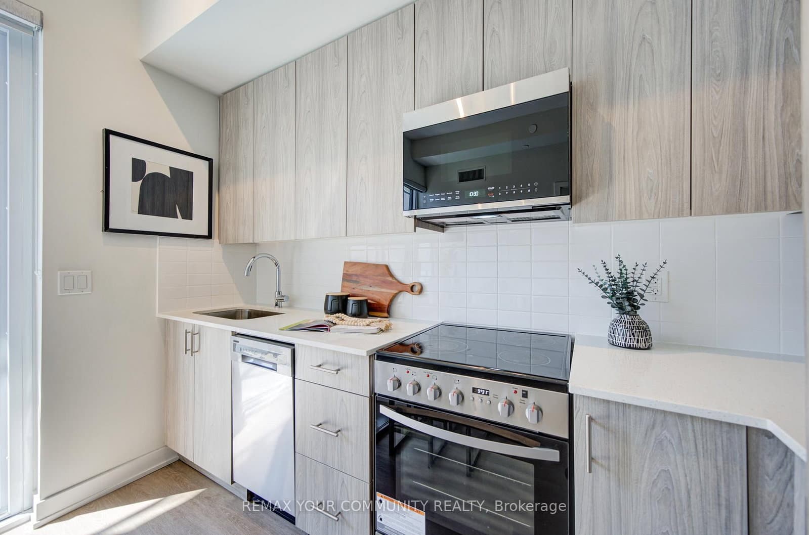 15 Ellerslie Avenue, Unit 1403 thumbnail 13