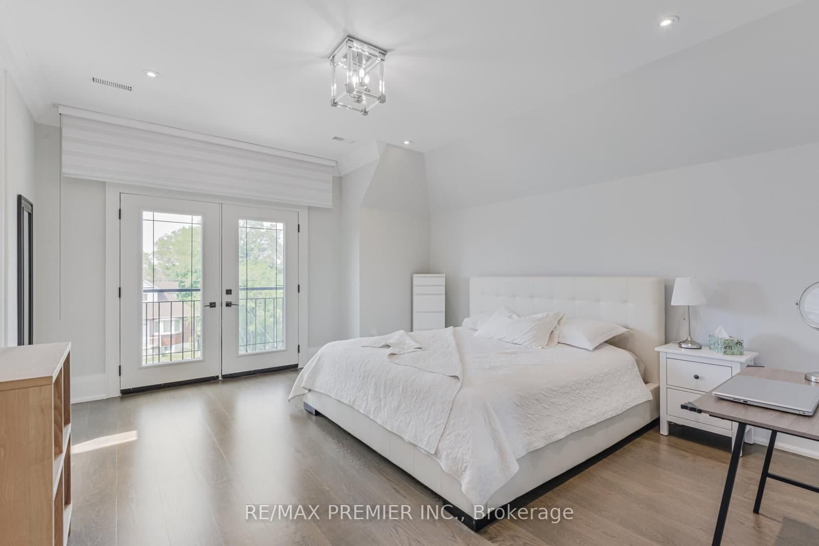 111 Codsell Avenue thumbnail 16