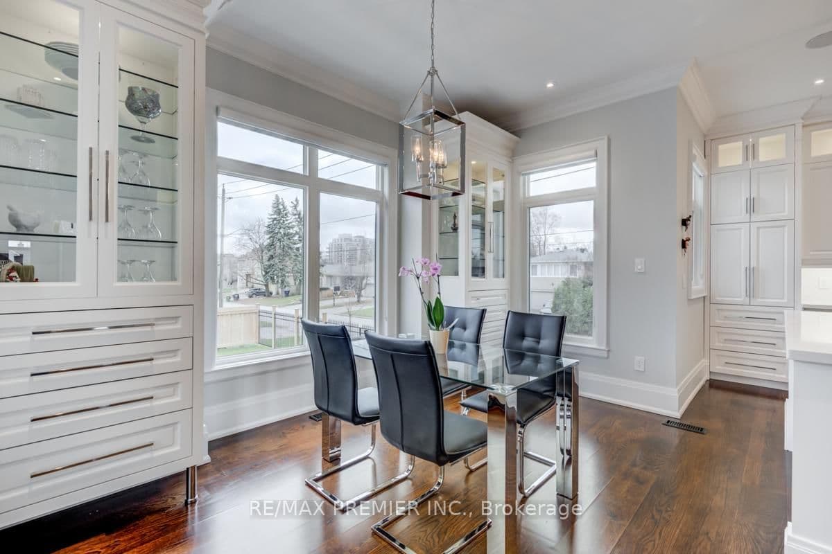 111 Codsell Avenue thumbnail 27