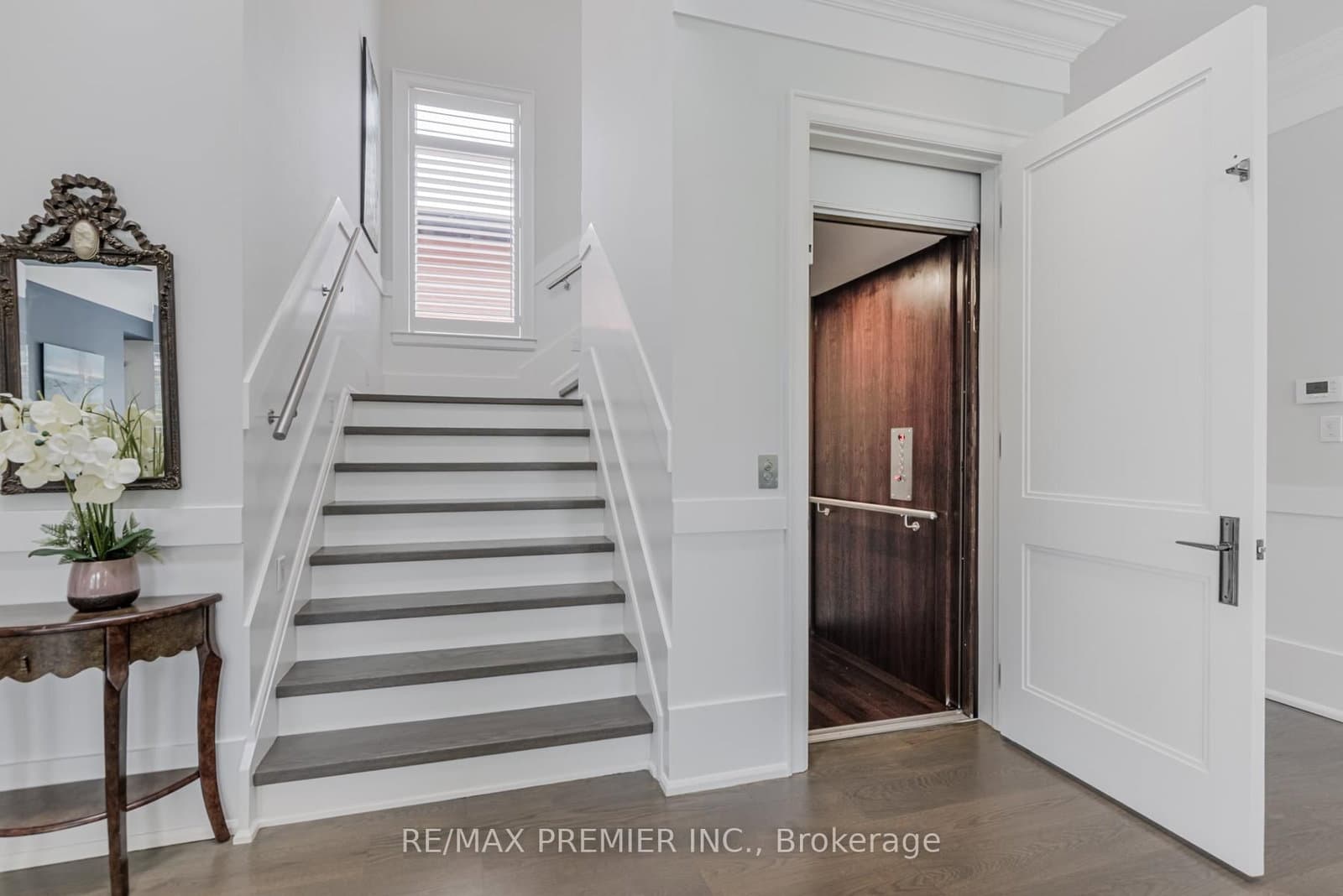 111 Codsell Avenue thumbnail 7