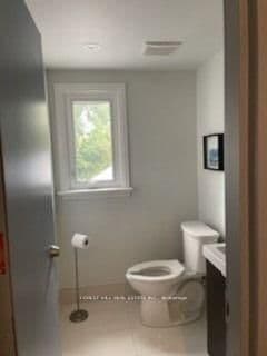 311 Sheppard Avenue E, Unit Upper thumbnail 12