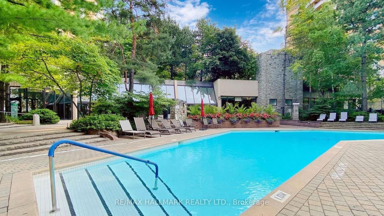 89 Skymark Drive, Unit 1610 thumbnail 27