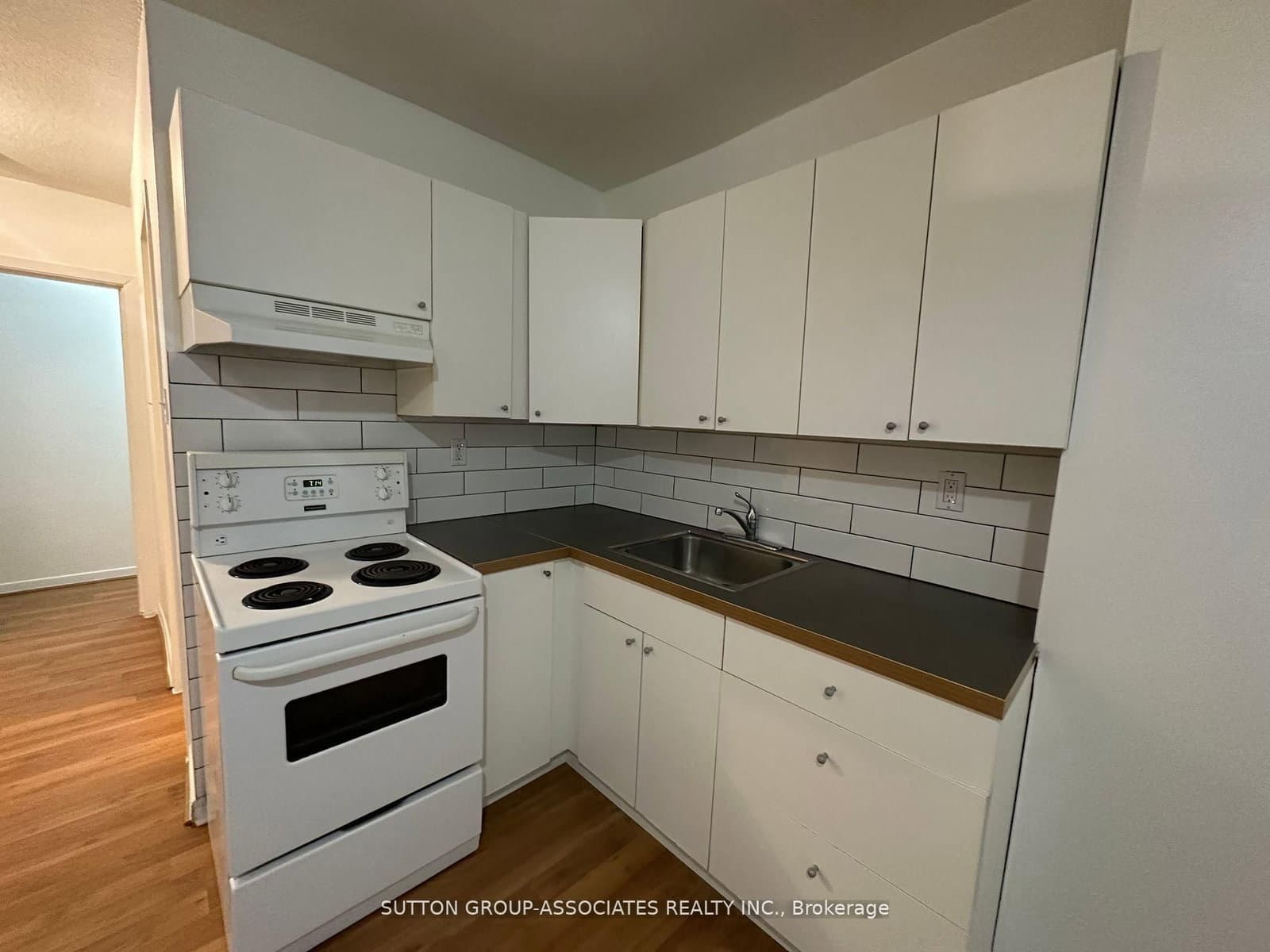 52 Metcalfe Street, Unit 101 thumbnail 12