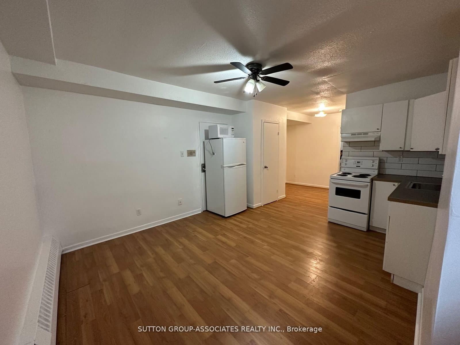 52 Metcalfe Street, Unit 101 thumbnail 13