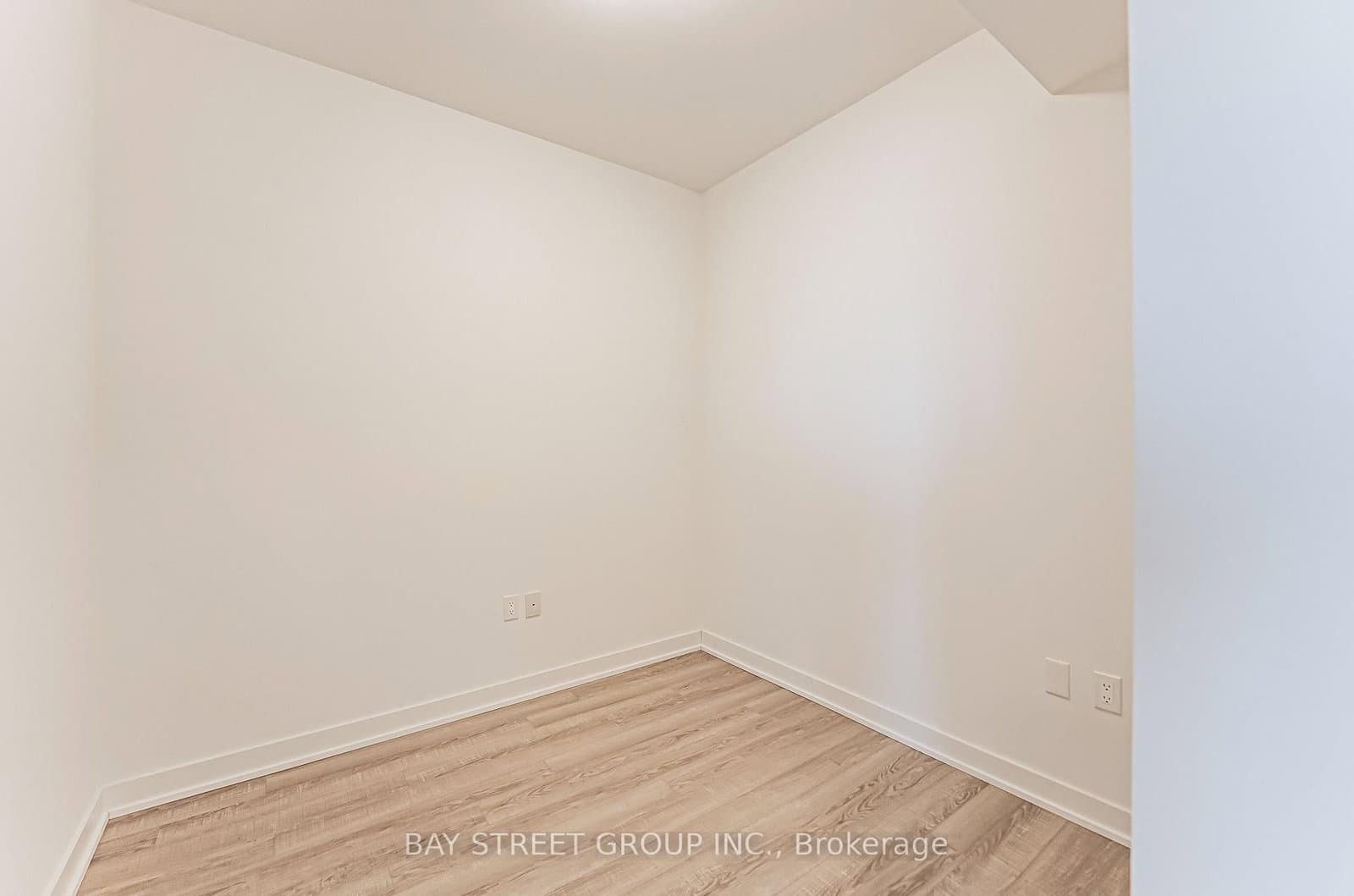 250 Lawrence Avenue W, Unit 526 thumbnail 13