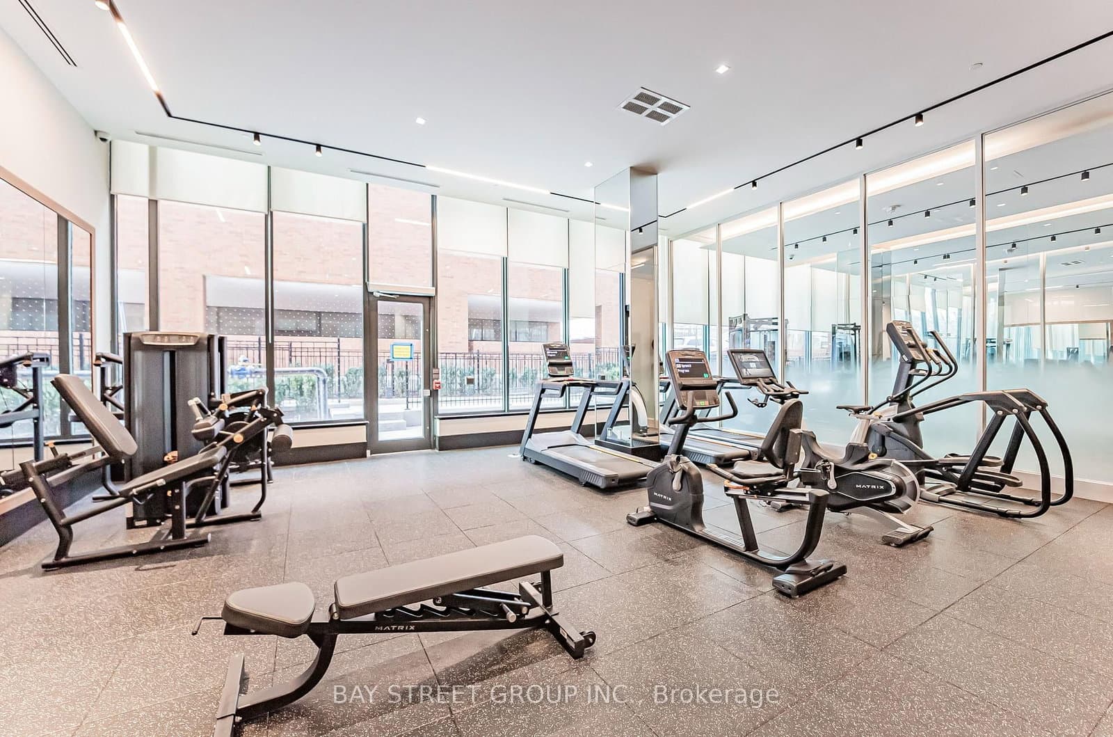 250 Lawrence Avenue W, Unit 526 thumbnail 22