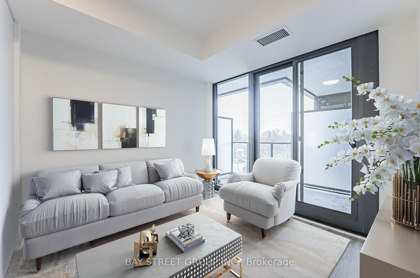 250 Lawrence Avenue W, Unit 526 thumbnail 3