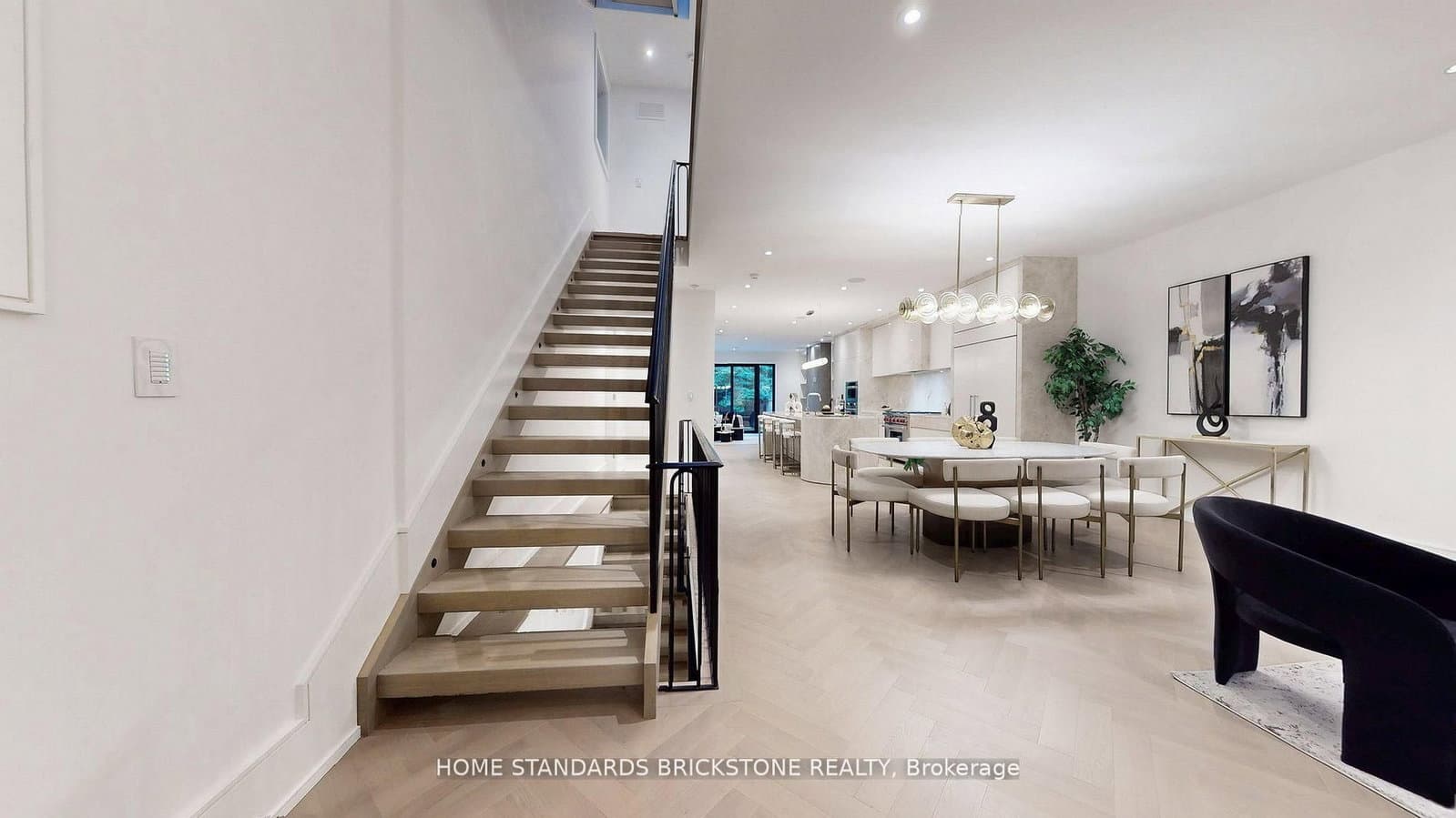 38 Elgin Avenue thumbnail 19