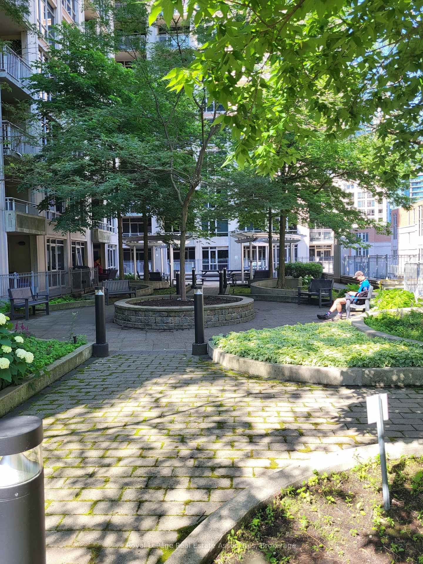 21 Grand Magazine Street, Unit 908 - Image 1
