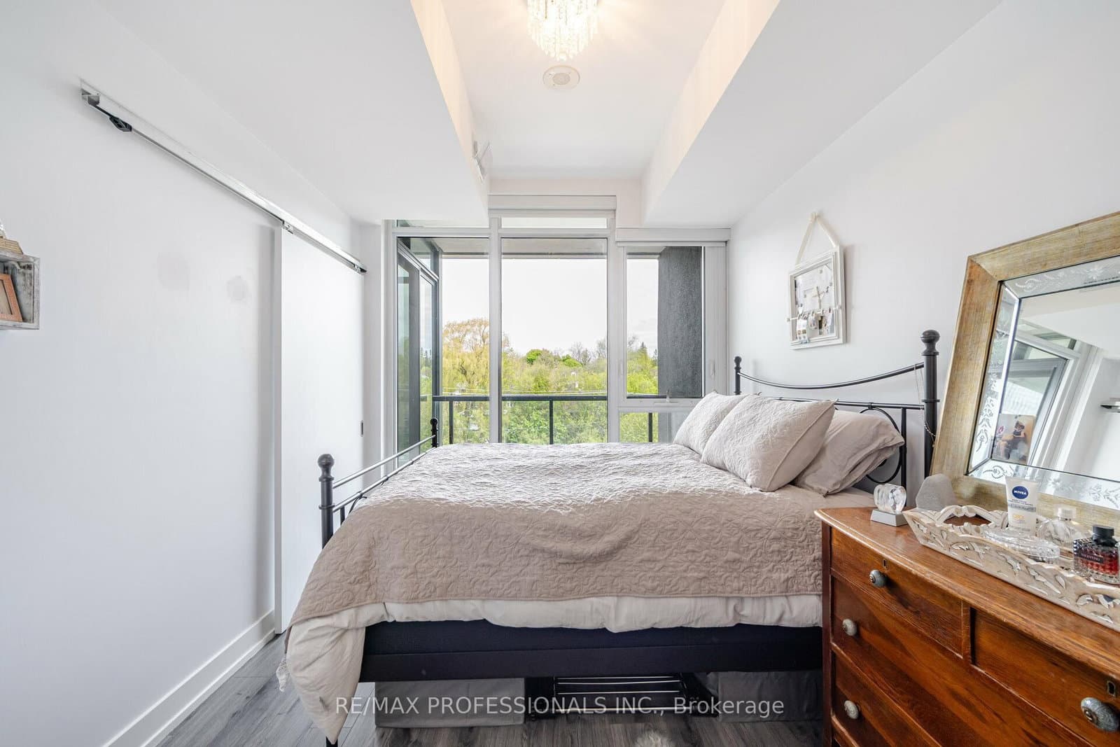 170 Chiltern Hill Road, Unit 508 thumbnail 18