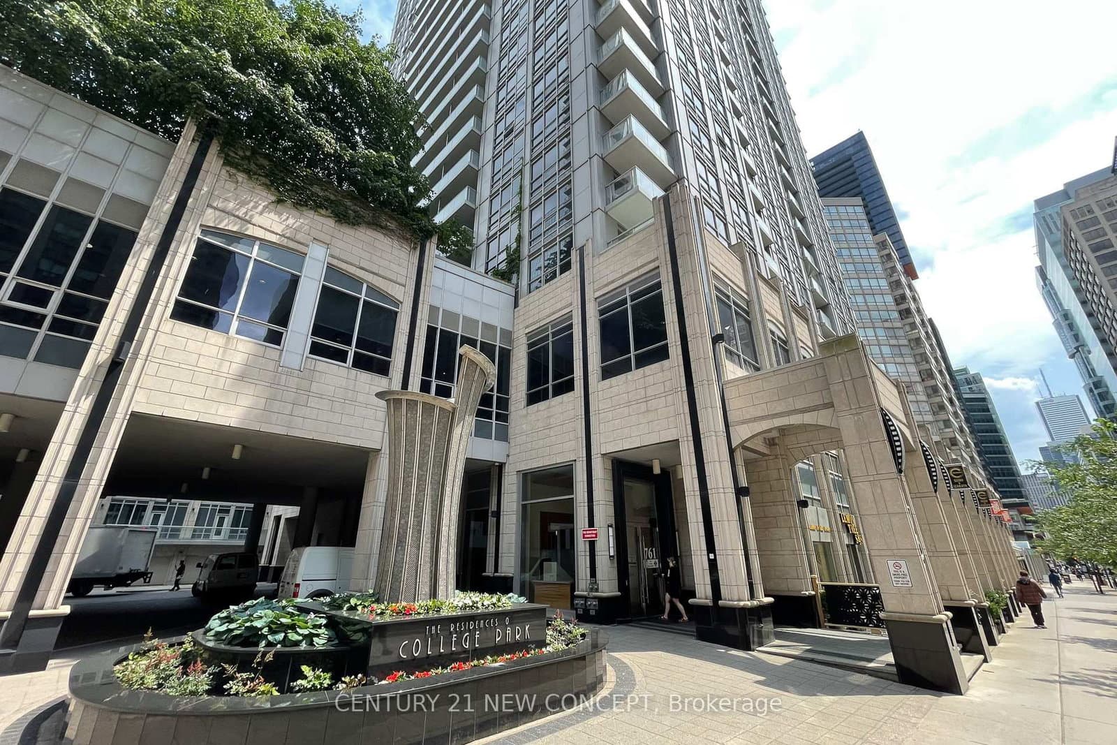 761 Bay Street, Unit 404 thumbnail 10