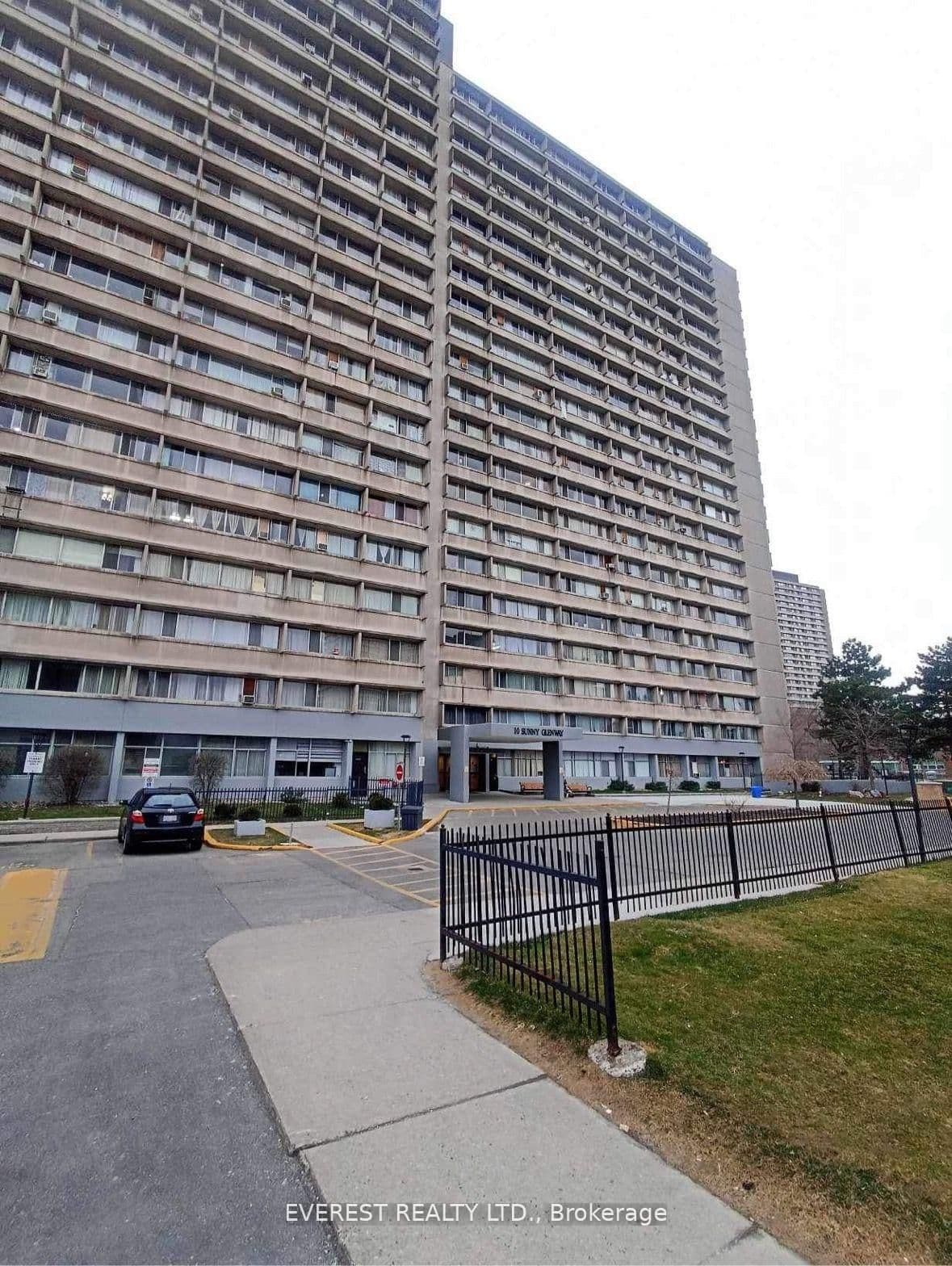 10 Sunny Glenway, Unit 1406 - Image 1