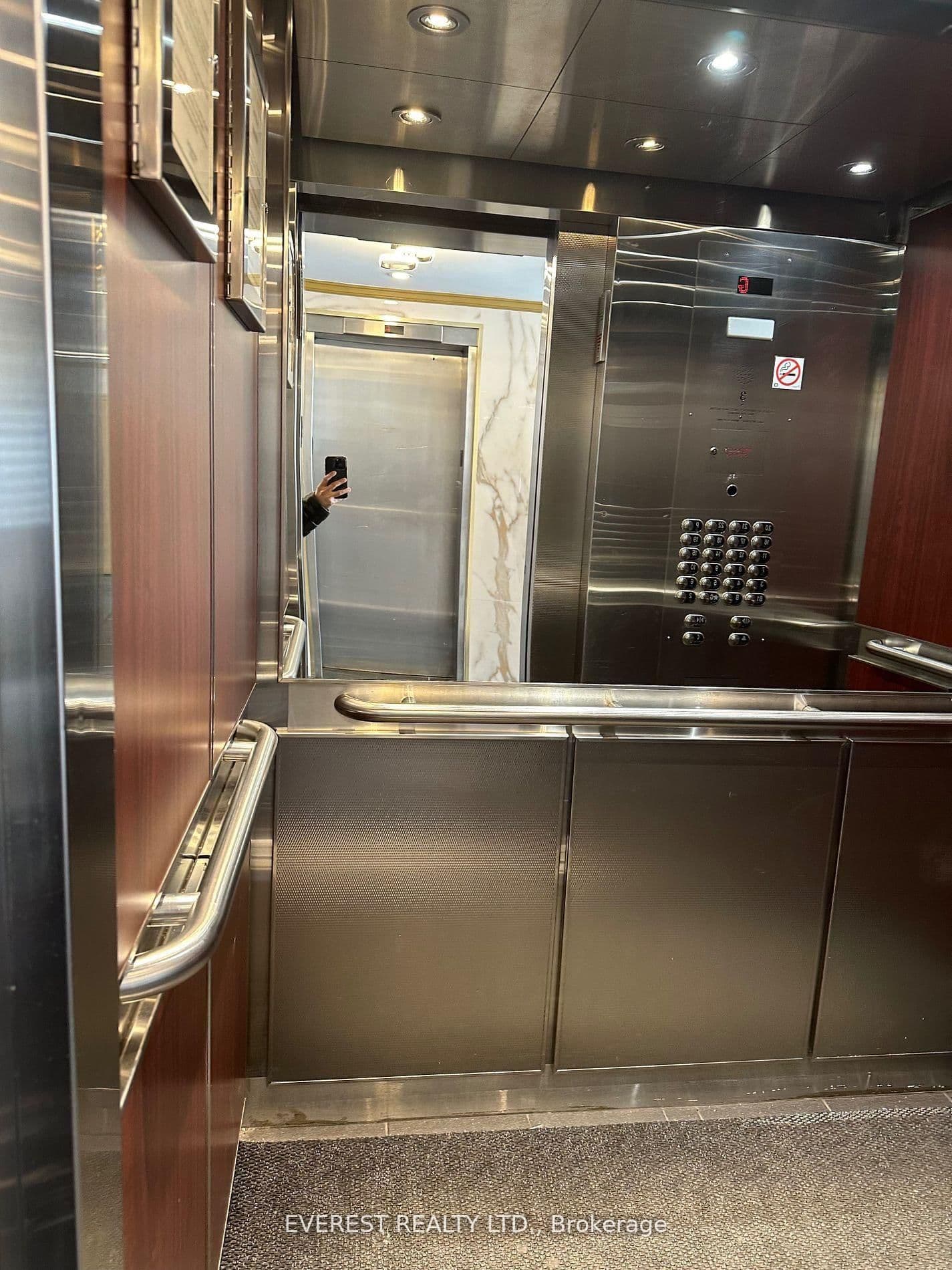10 Sunny Glenway, Unit 1406 thumbnail 3