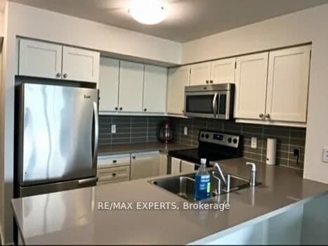 25 Lower Simcoe Street, Unit 728 thumbnail 3