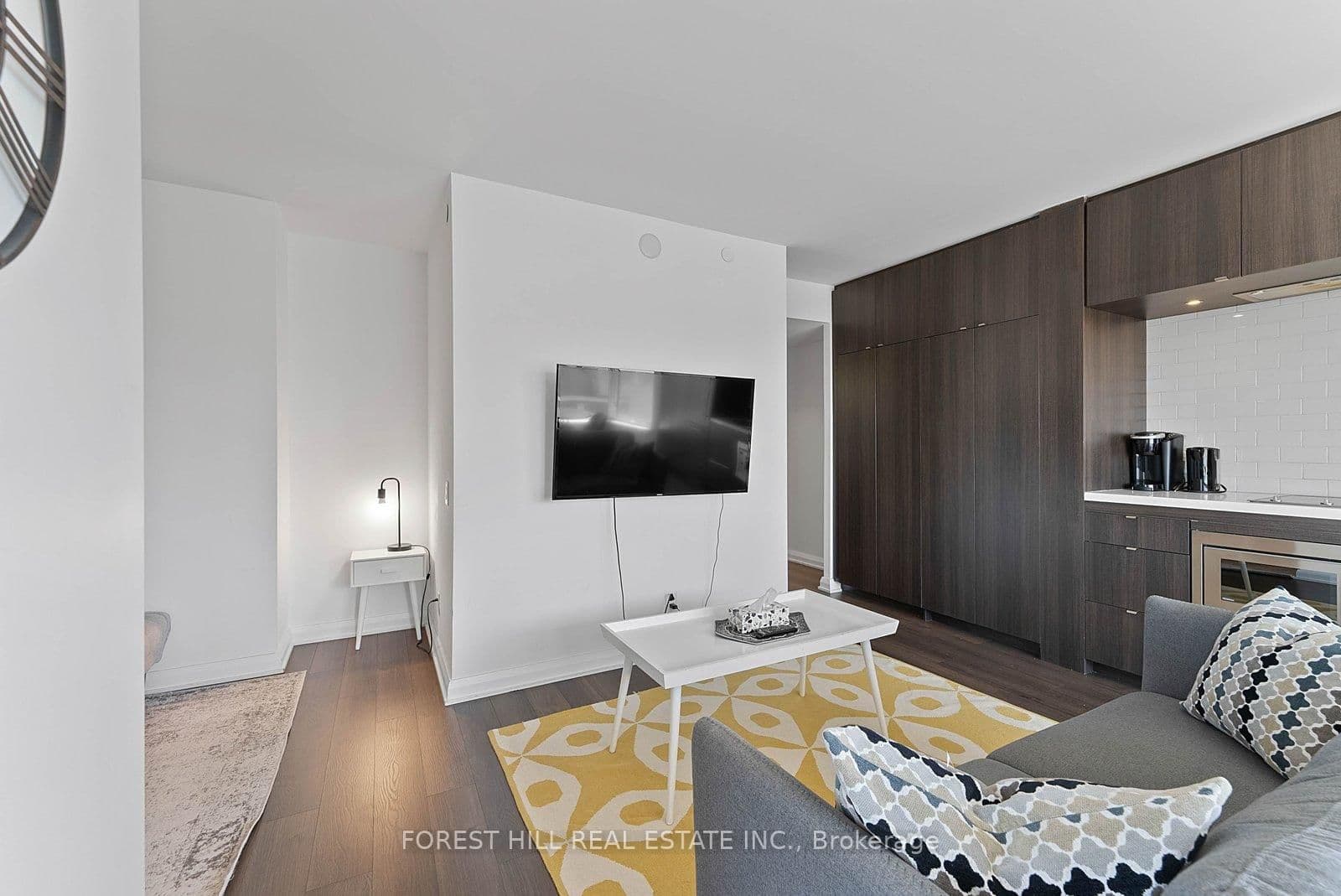 155 Yorkville Avenue, Unit 2917 thumbnail 8