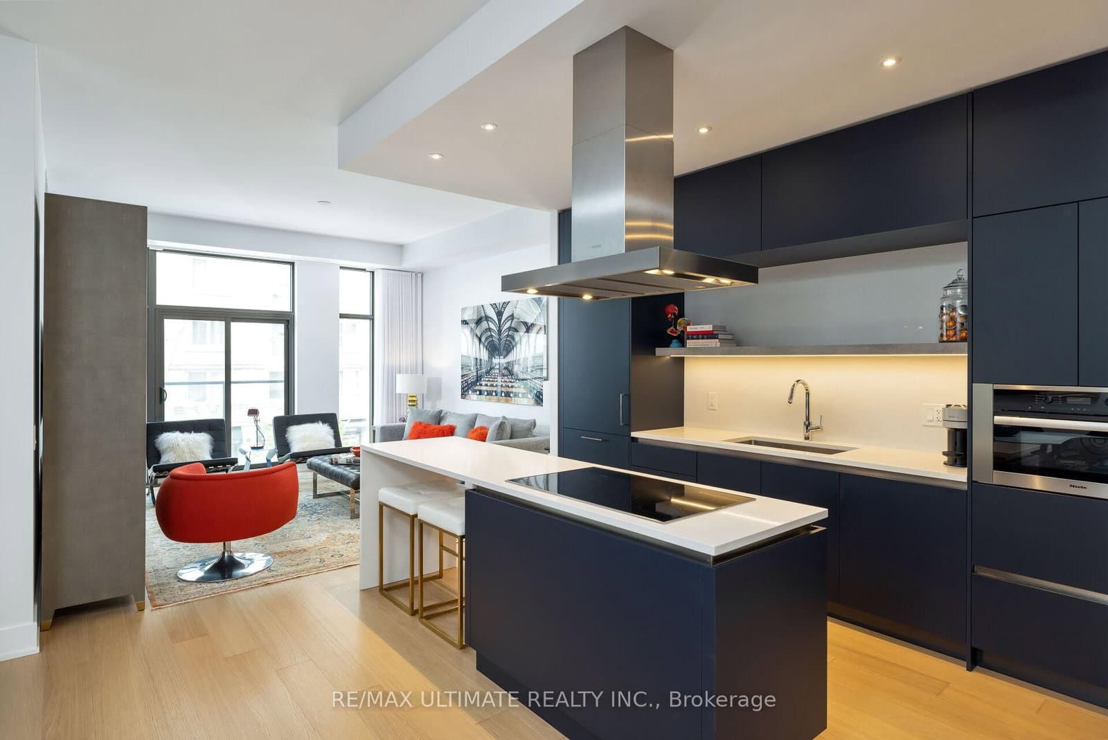 6 Jackes Avenue, Unit 206 thumbnail 4