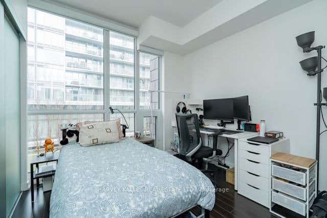 121 McMahon Drive, Unit TH12 thumbnail 22