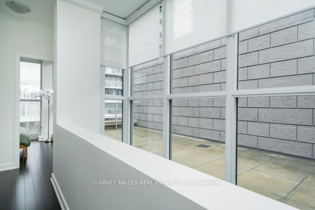 121 McMahon Drive, Unit TH12 thumbnail 27