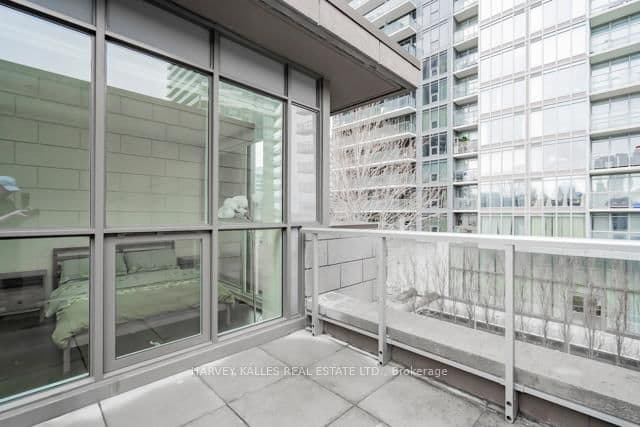 121 McMahon Drive, Unit TH12 thumbnail 34