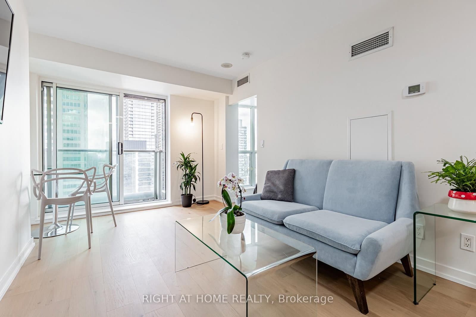 8 Park Road, Unit 3116 thumbnail 13