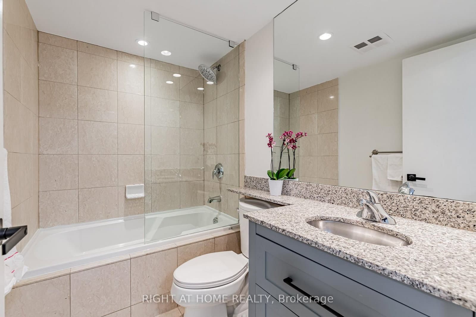 8 Park Road, Unit 3116 thumbnail 8