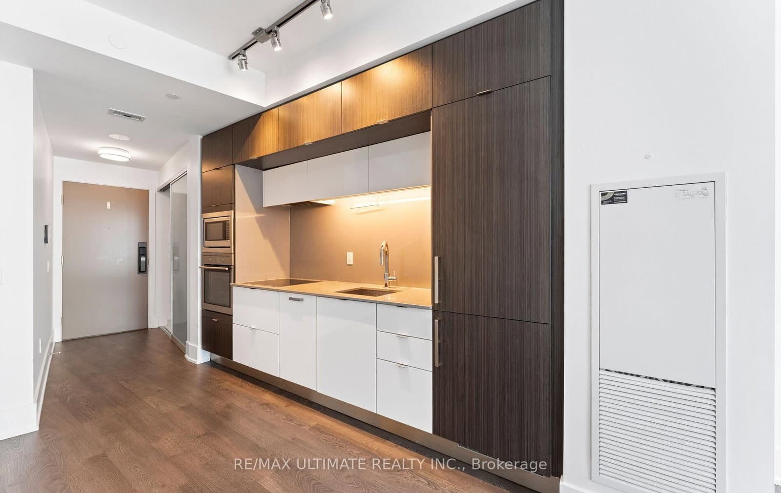 10 York Street, Unit 3612 thumbnail 17