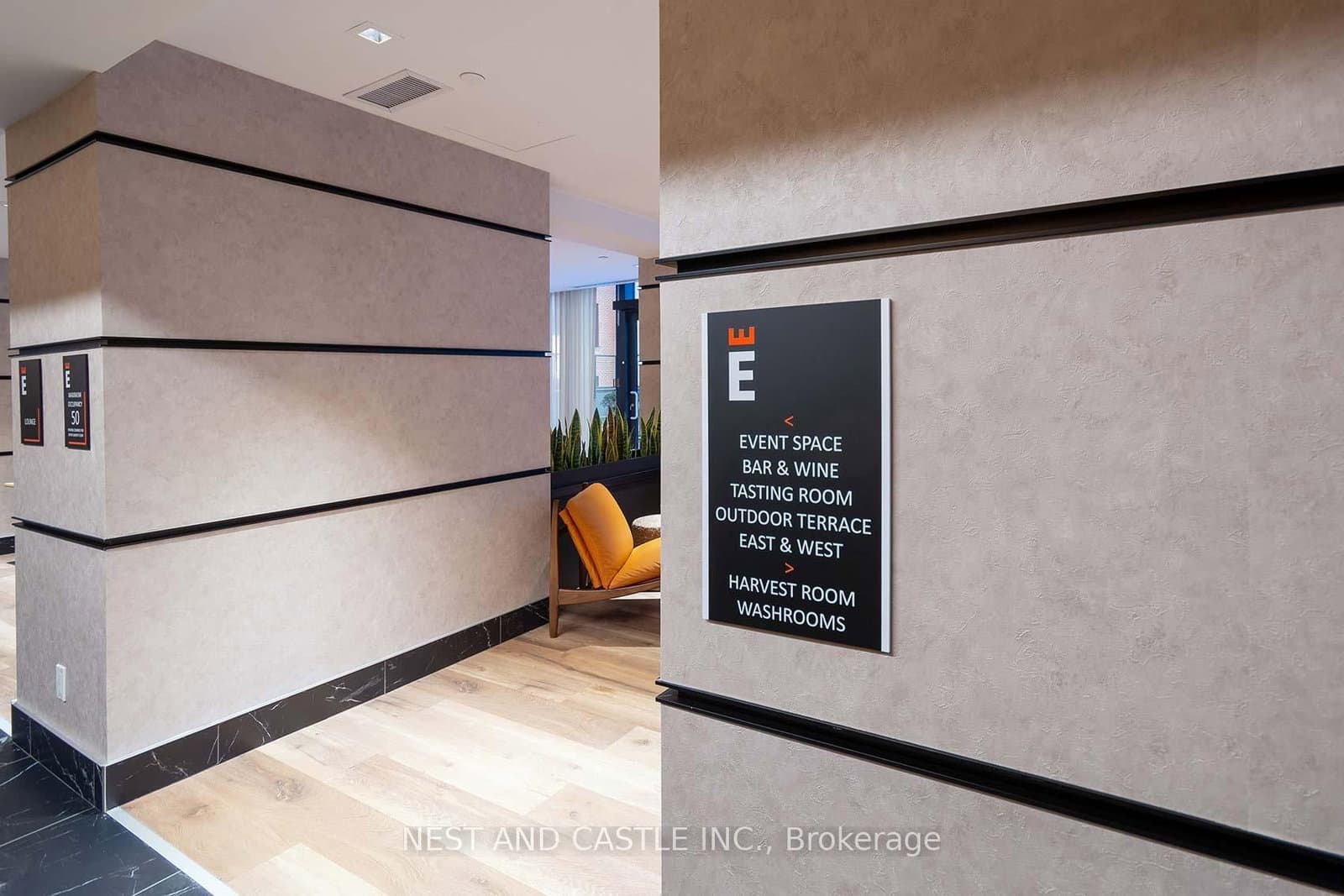 327 King Street W, Unit 4104 thumbnail 24