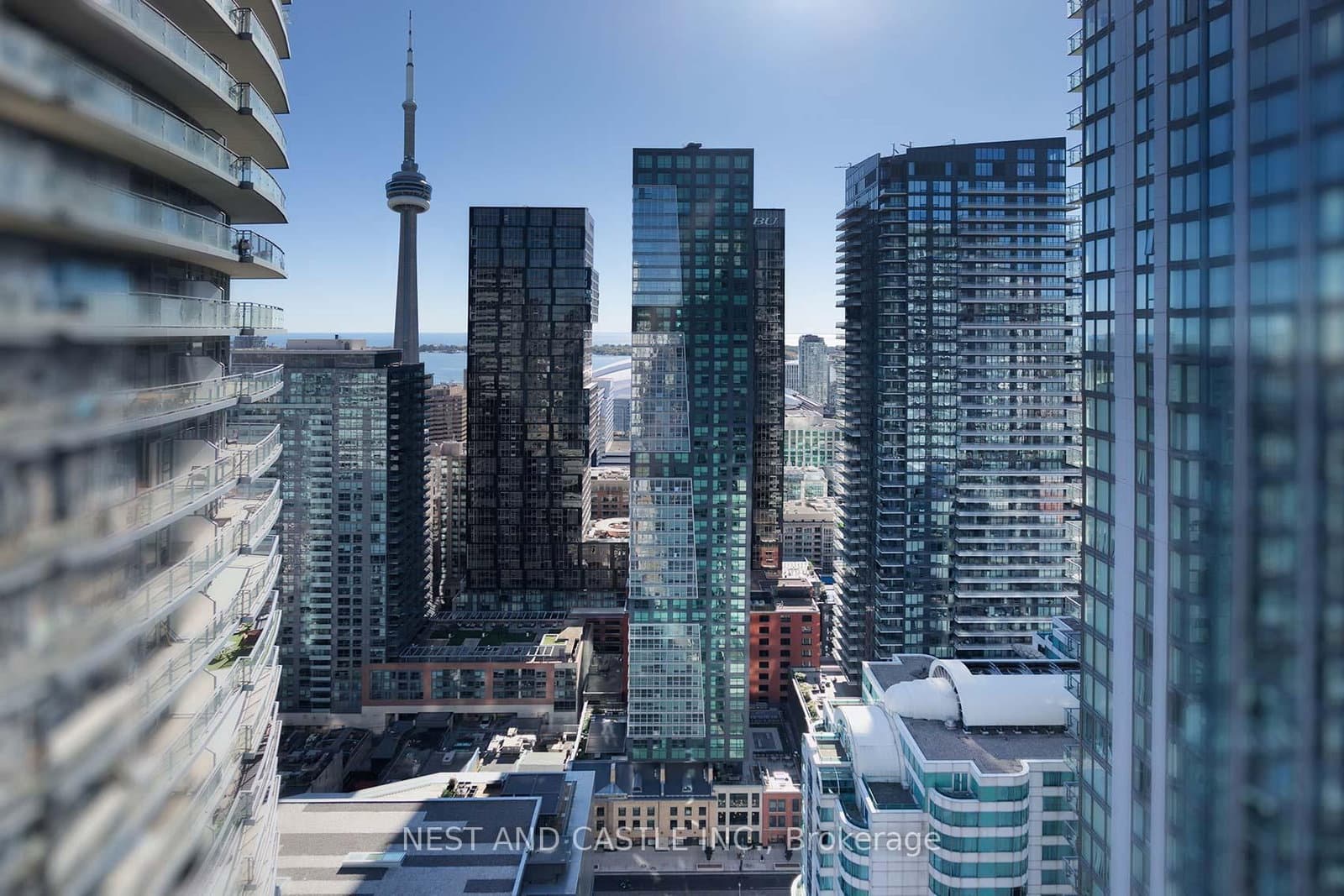 327 King Street W, Unit 4104 thumbnail 3