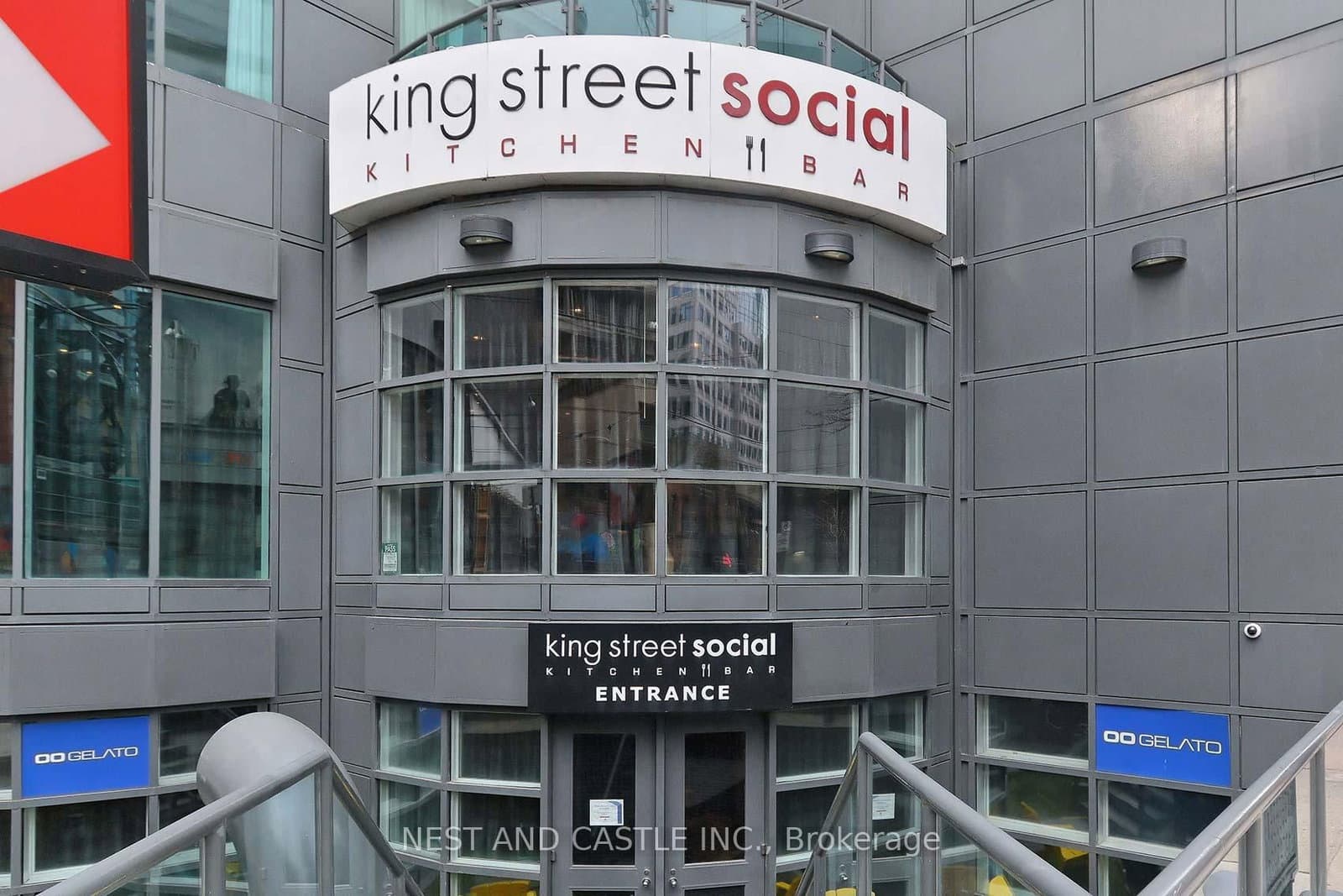 327 King Street W, Unit 4104 thumbnail 32